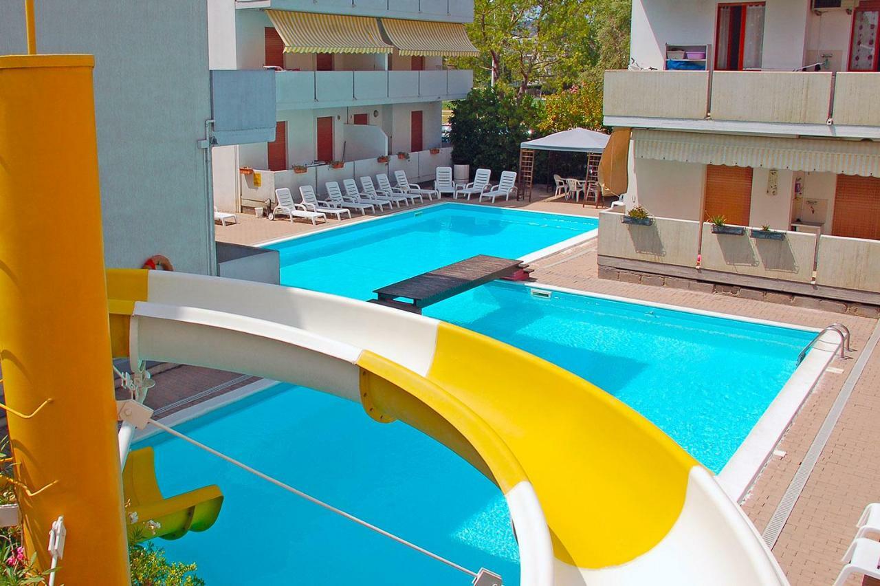Holiday Club Residence Alba Adriatica Extérieur photo